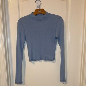 American Eagle Light Blue Pointelle Mock Neck Crop Long Sleeve Size Medium EUC